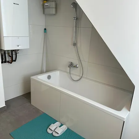 Lägenhet In Mit Zwei Schlafzimmer *